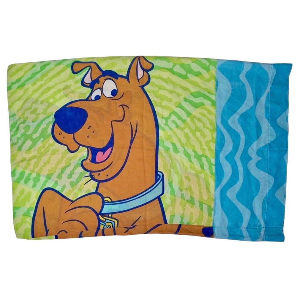 Vintage Hanna Barbera Scooby Doo Pillowcase Standard Size 29x19 DanRiver 2000